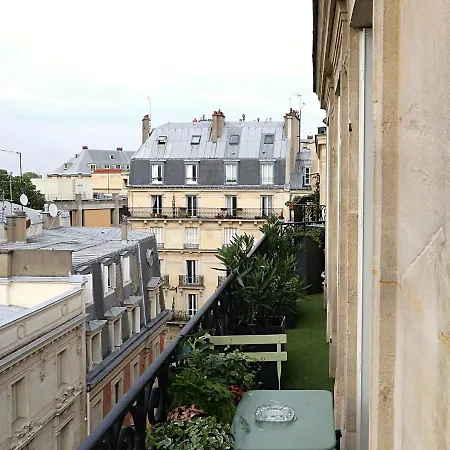 Le Ciel De - Montparnasse & Jardin Du Luxembourg Bed & Breakfast 4*