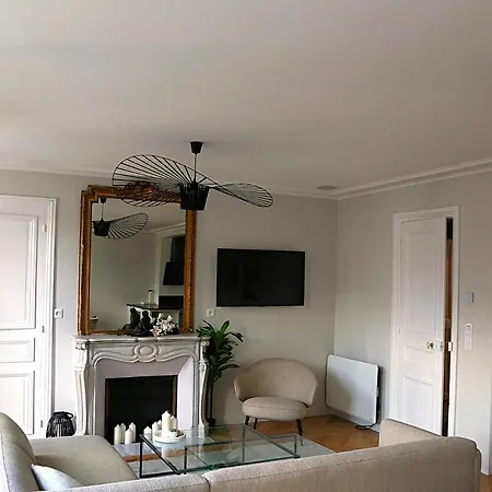 Le Ciel De - Montparnasse & Jardin Du Luxembourg Bed & Breakfast 4*